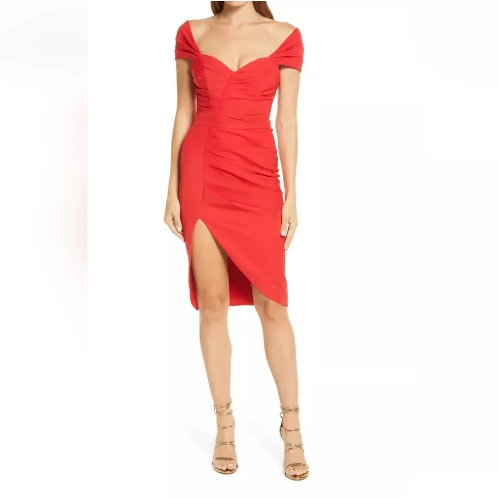 NWT LAVISH ALICE SWEETHEART NECKLINE PLEATED SHEATH DRESS WITH SLIT - Picture 1 of 8